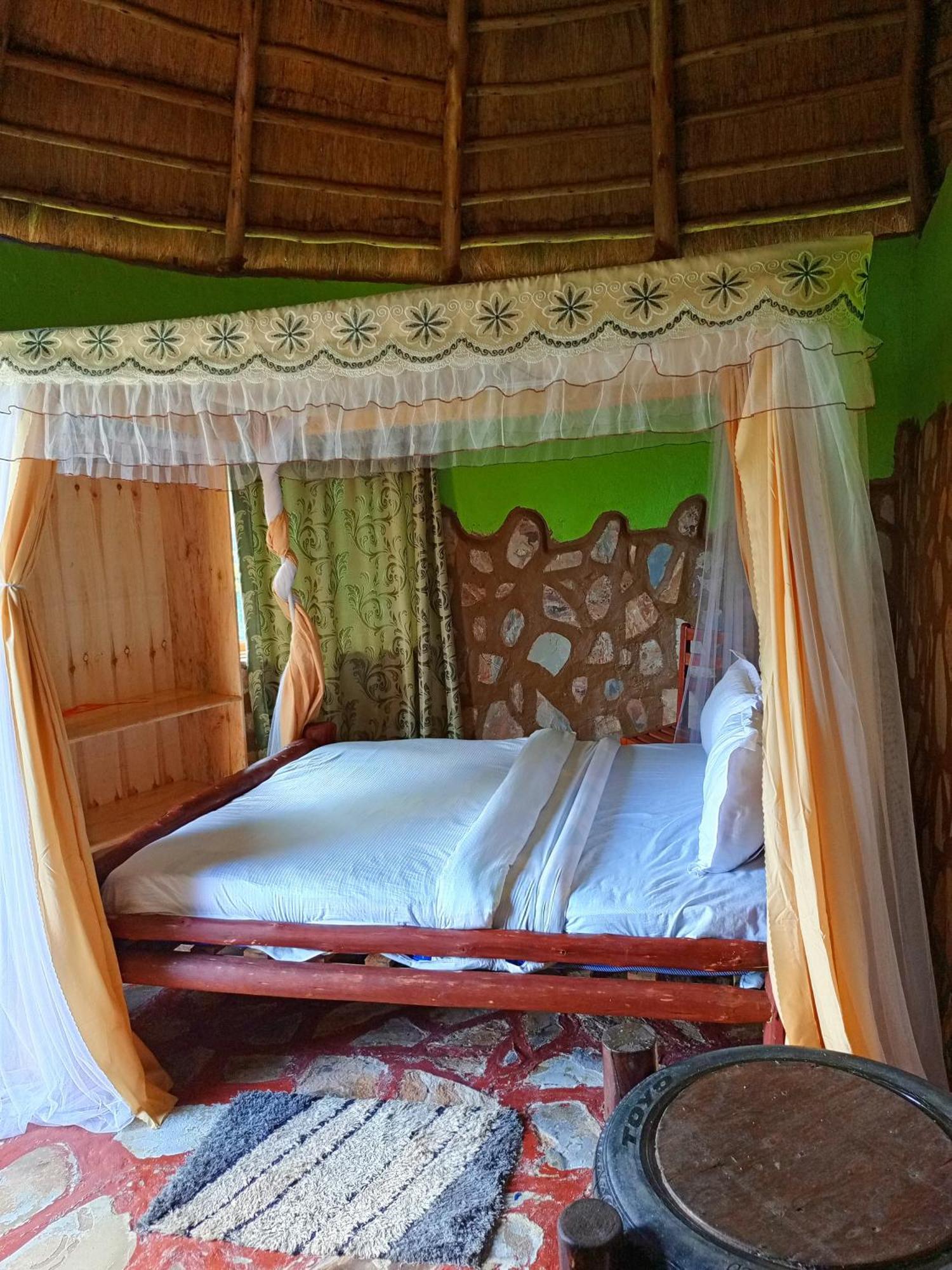 Paradise Eco-Hub Kabale Exterior photo