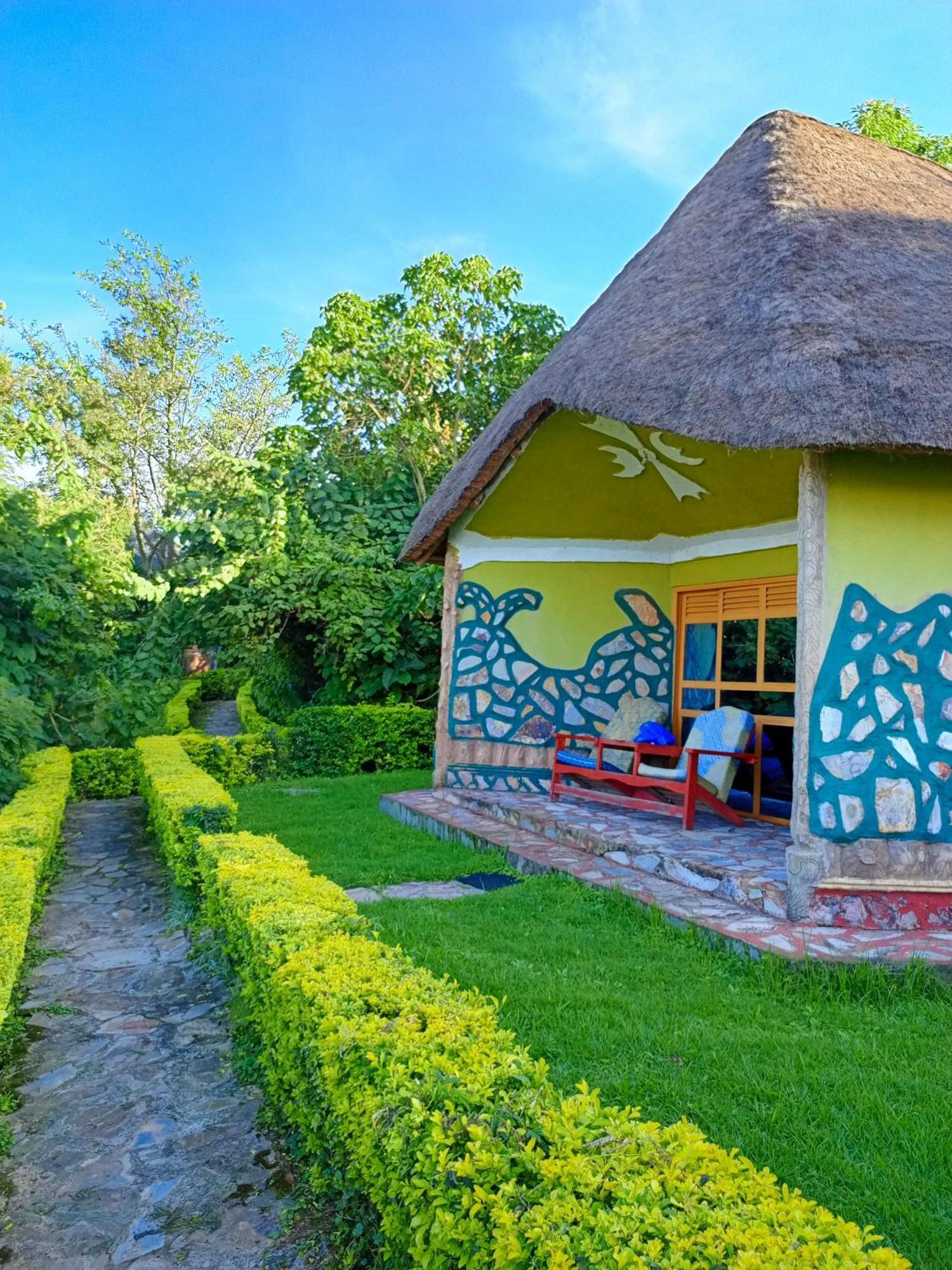Paradise Eco-Hub Kabale Exterior photo