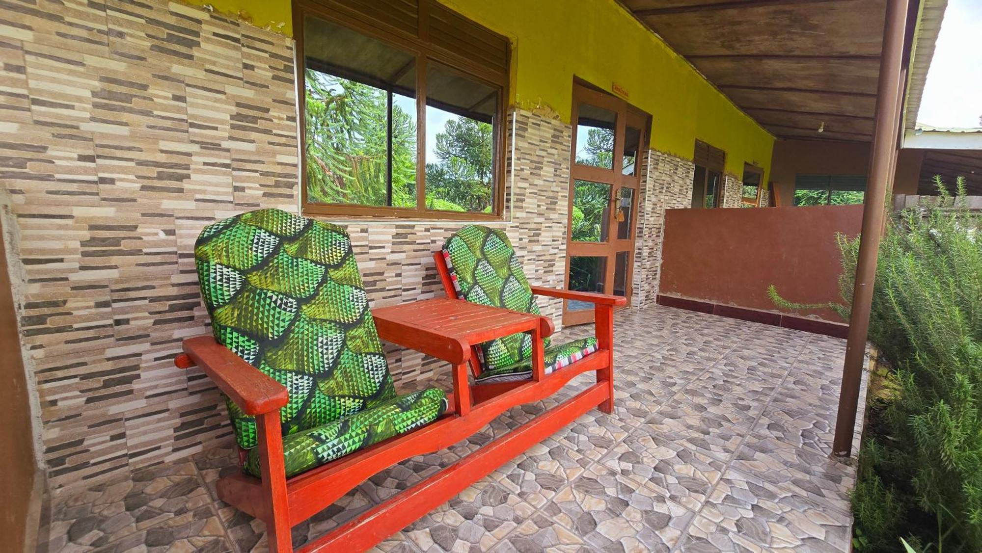 Paradise Eco-Hub Kabale Exterior photo